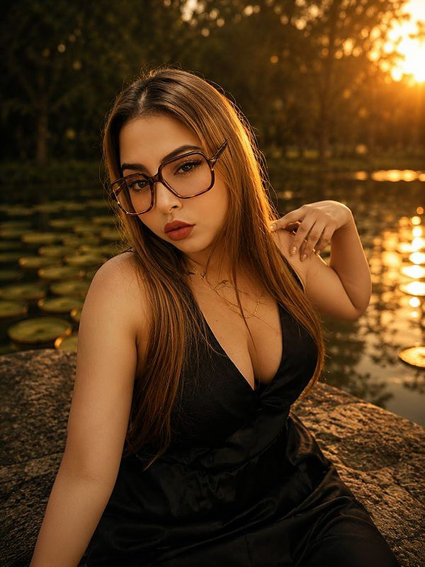 Kharar. ESCORTS hot girl bhabhi aunty college girl