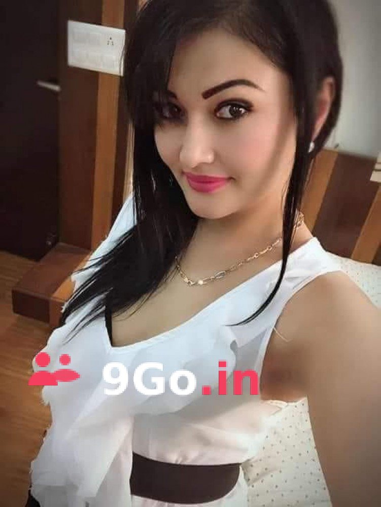 Call Girls In  Paharganj (Delhi) ꧁❤ 9711147426 ❤꧂ Escorts Service